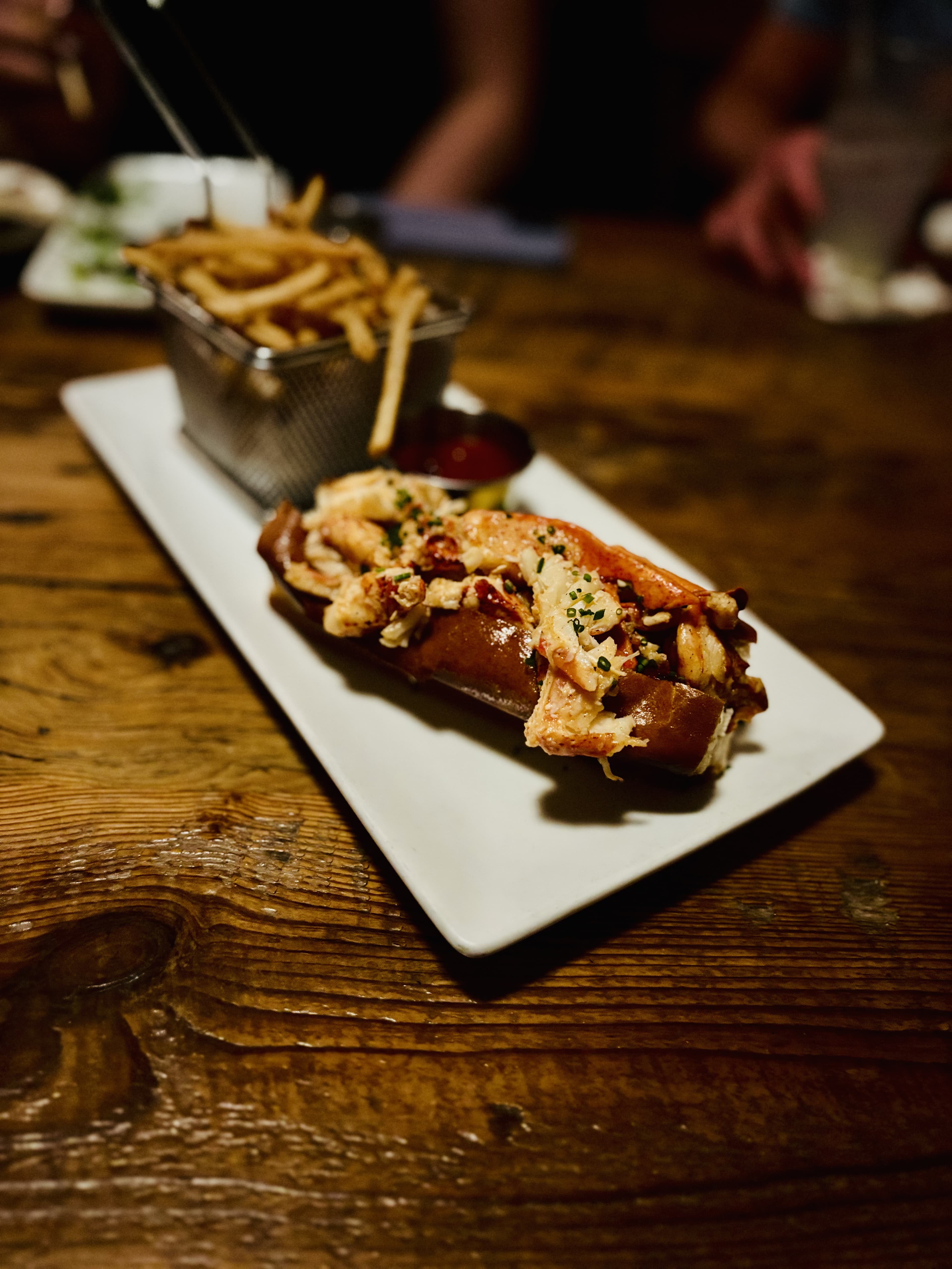 Connecticut lobster roll