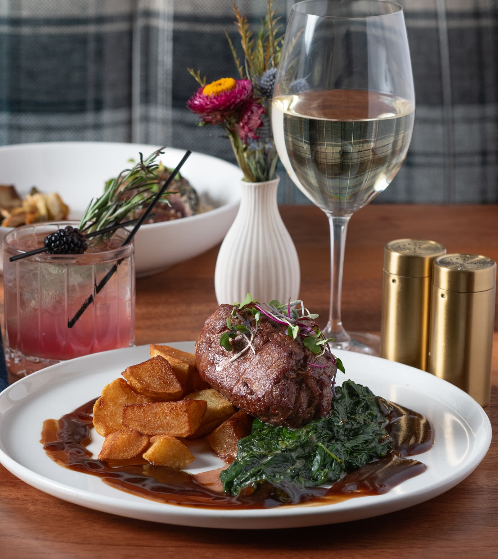 Prime filet mignon with roasted potato and spinach
